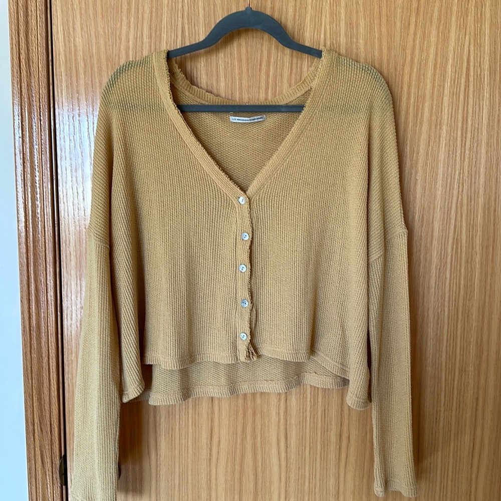 Urban outfitters long sleeve tee/cardigan